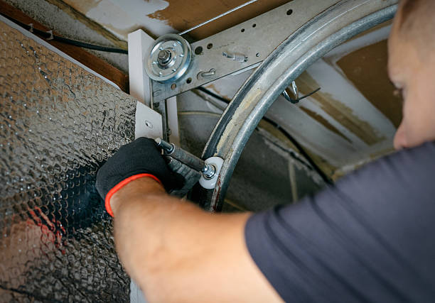 Affordable Garage Door Off Track Repair solutions in Richmond Heights, OH